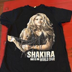 Black Shakira World Tour T-Shirt small